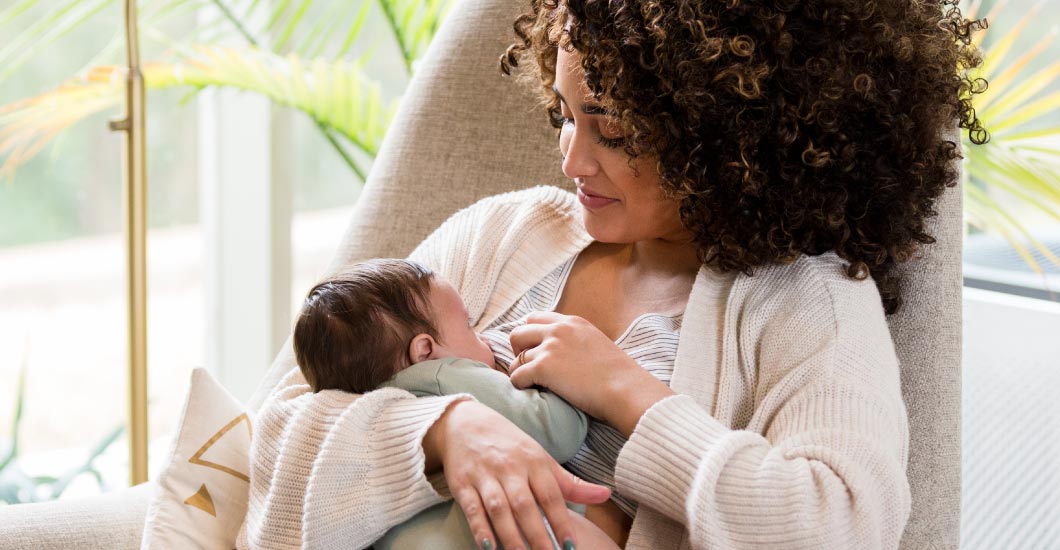Benefits of breastfeeding for mom and baby